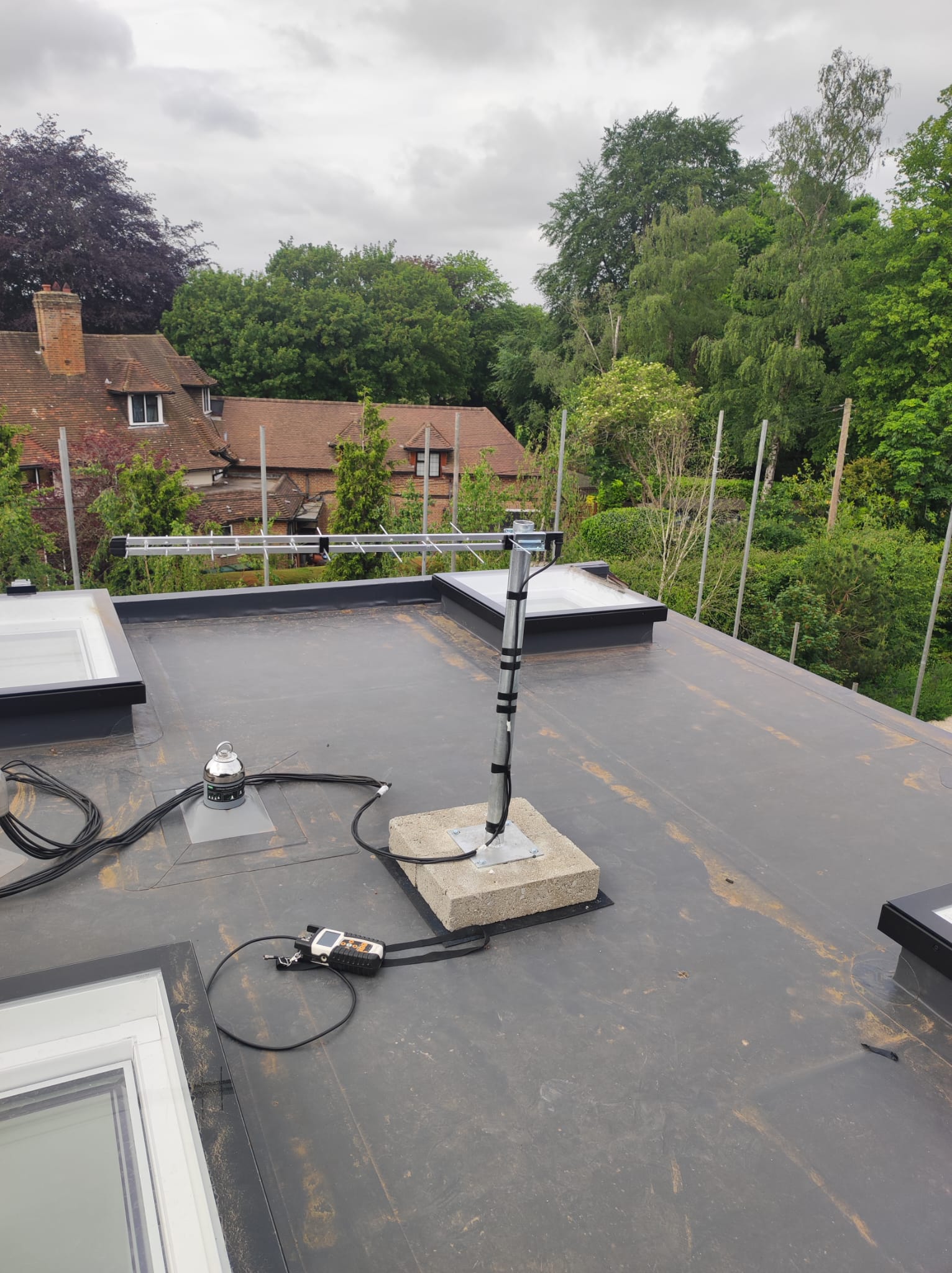 Aerial Installation on a flat roof in Leighton buzzard