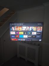 TV wall mounting 